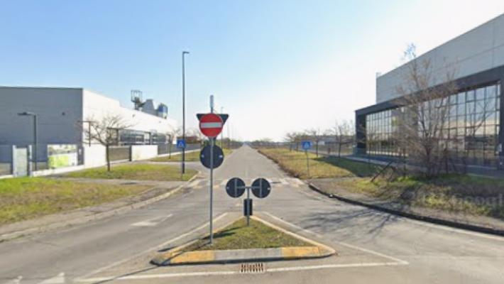 Schianto tra auto e camion allo Spip: una donna &egrave; in gravi condizioni