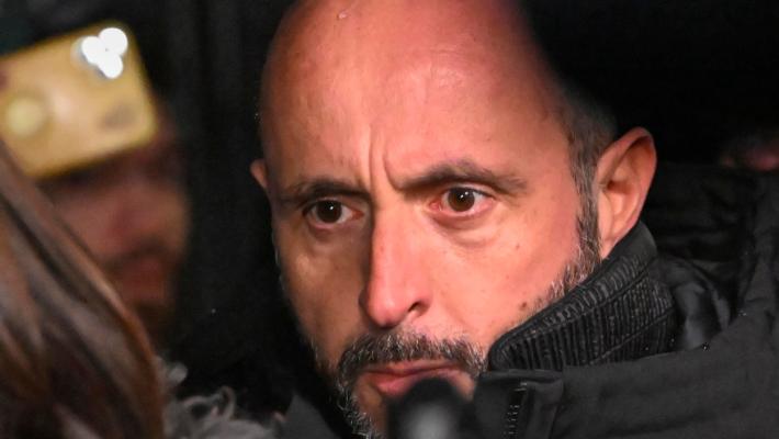 Crans-Montana, convalidato per tre mesi l&rsquo;arresto di Jacques Moretti: &ldquo;Rischio di fuga&rdquo;