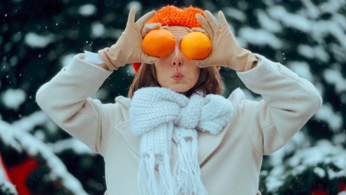 Vento, freddo e raffreddori  mettono a prova gli occhi Importanti buona idratazione e  ambienti umidificati 