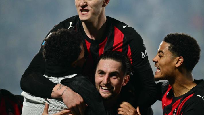 Un Milan cinico supera il Como per 3-1 in trasferta e rimane agganciato al treno scudetto