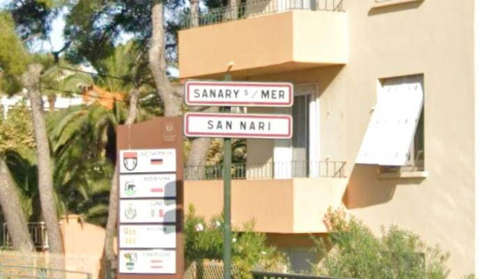 Grave la prof accoltellata dal 14enne: "Mi aveva messo troppe note"