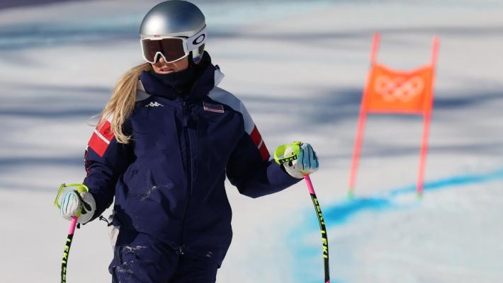 Milano Cortina: caduta choc per Vonn, l'americana grida per il dolore 