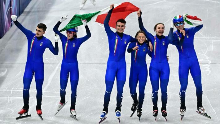 Italia, medaglia d'oro nello short track