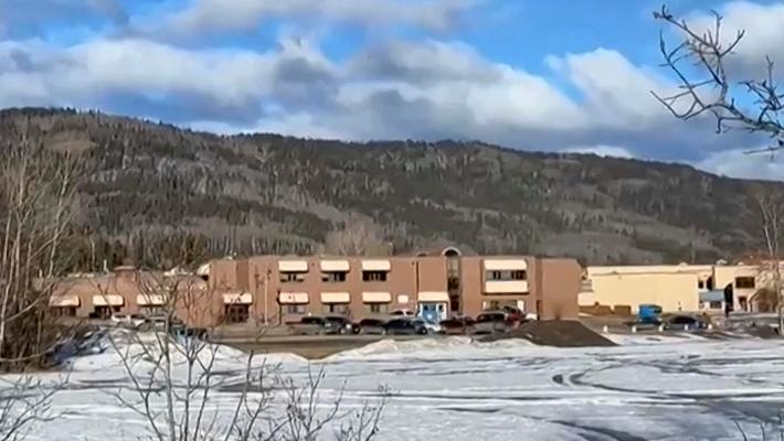 Sparatoria in una scuola media in Canada, morto l'assalitore