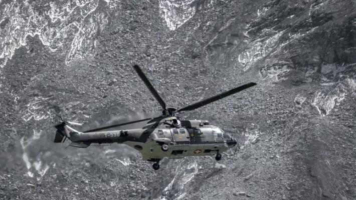 Svizzera, deraglia treno con 80 passeggeri: ci sono feriti. &laquo;Convoglio colpito da valanga&raquo;