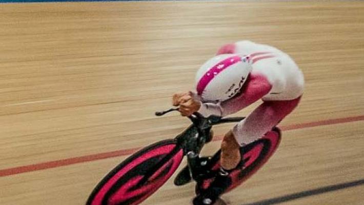 Ciclismo, Bigham stabilisce il nuovo record dell'ora