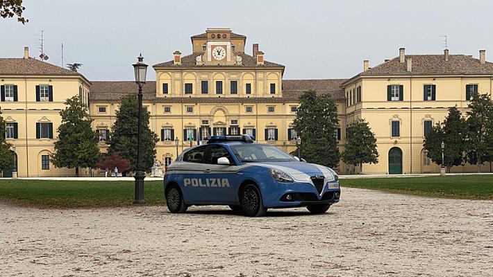 Trova portafogli per terra e dopo averne prelevato il contenuto lo riconsegna alla legittima proprietaria. 60enne denunciato per furto.   