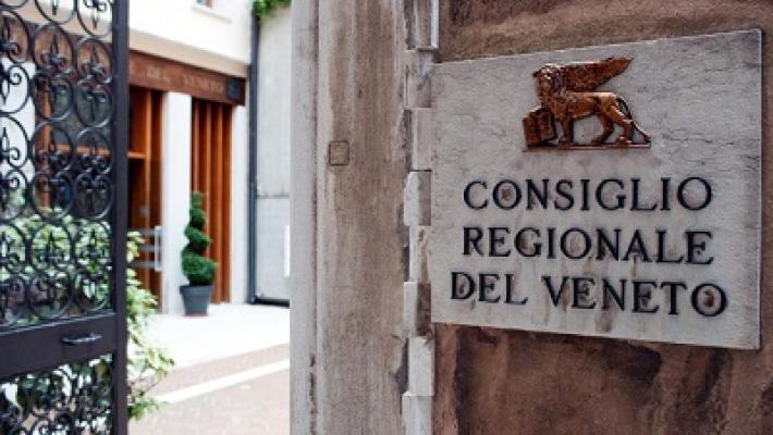 Comunicato Stampa: CRV - 40 voti a favore e 8 contrari, Consiglio regionale approva il Collegato alla Legge Stabilità