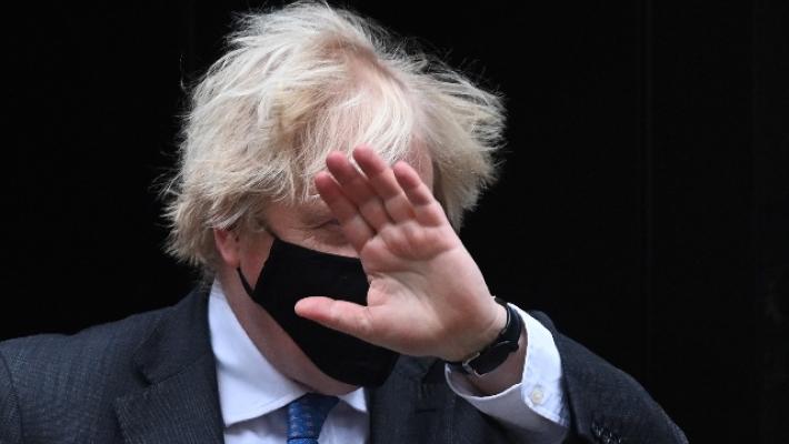 Partygate, Johnson si salva per pochi voti dalla rivolta del suo partito