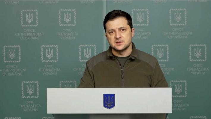 Zelensky: " La Russia dovrà risarcire tutti i danni"