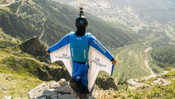 Base jumper si lancia e scompare in Friuli, ricerche da ieri