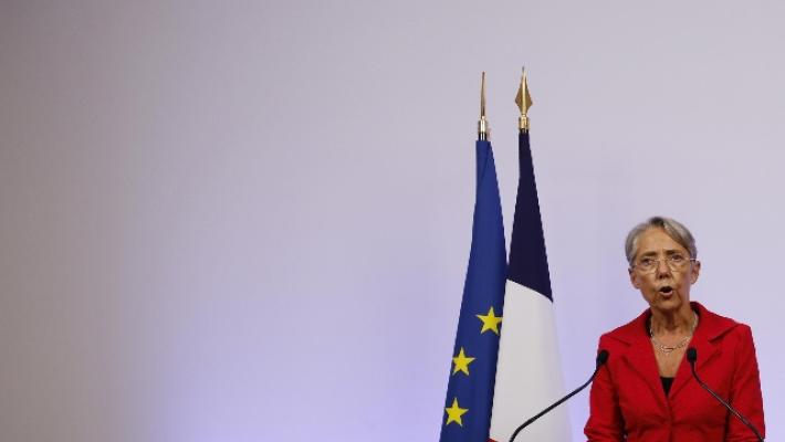 La premier francese: "Saremo attenti al rispetto dei diritti umani e del diritto l’aborto in Italia"