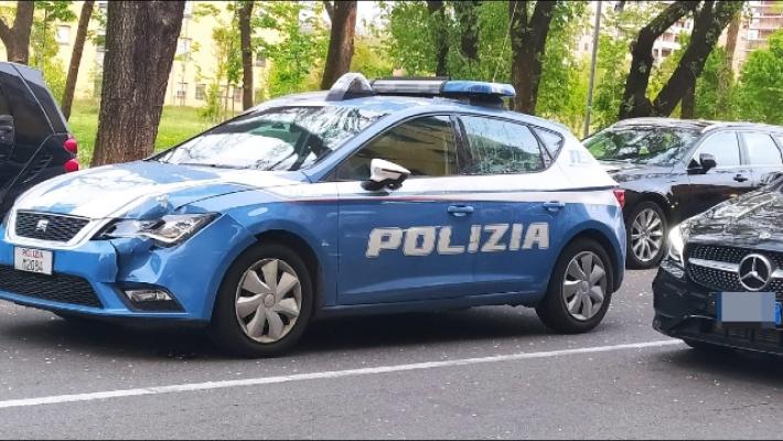 Aggredisce agenti con spranga di ferro, uomo fermato a Roma
