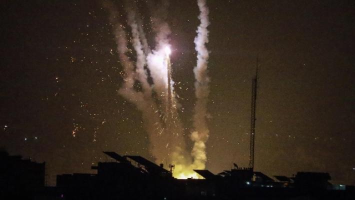 Gaza: Hamas, attacchi israeliani nella notte, 30 morti 