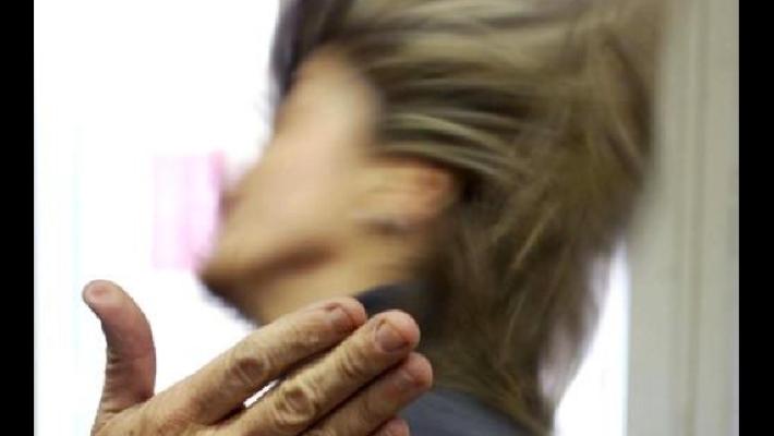 Nella giornata internazionale per l’eliminazione della violenza contro le donne il Questore di Parma emette due ammonimenti per violenza domestica