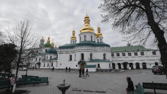 Ucraina, il parlamento mette al bando la Chiesa ortodossa 