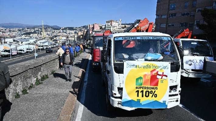 Edili in corteo: faremo manifestazioni anche a Torino