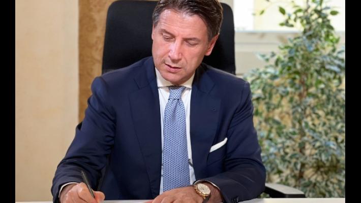 Conte, firme per referendum contro armi? Siamo conseguenti