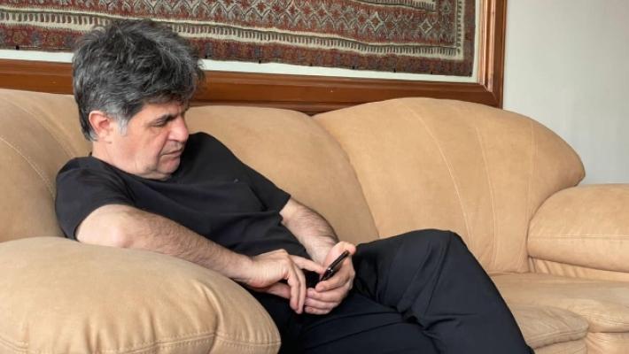 Il regista Panahi lascia l'Iran per recarsi in Francia