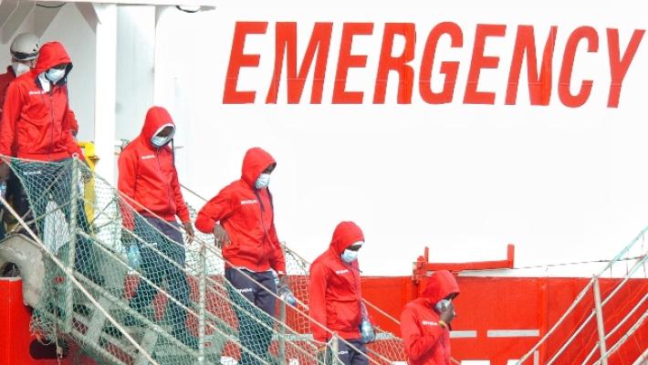 Arrivata Livorno nave di Emergency con 35 migranti a bordo