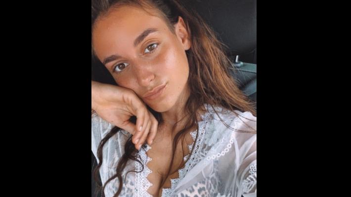 Condannata a 6 mesi l'hostess italiana arrestata in Arabia Saudita per possesso di stupefacenti