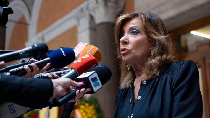 Indagati per fatture false i due figli della ministra Casellati
