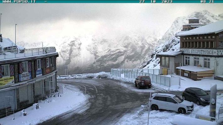 Neve alla Stelvio, toccasana per le piste da sci