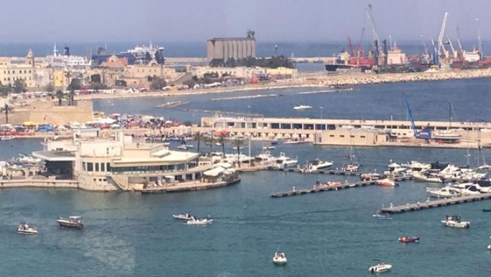 Incidente mortale al porto di Bari, proclamato sciopero