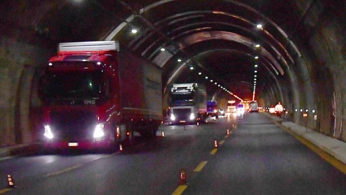 Incidente in galleria, chiusa l'A1 fra Bologna e Firenze
