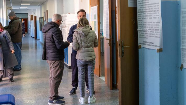Sardegna: affluenza regionali in aumento, 18,4% alle 12