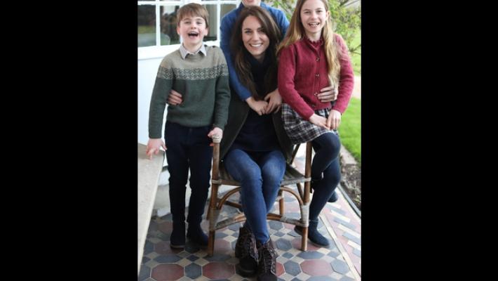 Foto manipolata di Kate, sale la pressione sul palazzo
