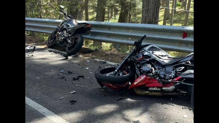 Guida ubriaco, si scontra con 3 moto e muore centauro, arrestato