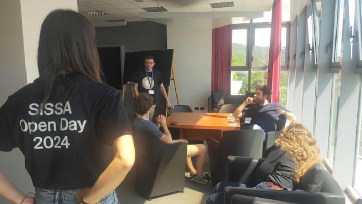 Visitatori a tu per tu con la scienza all'Open day della Sissa