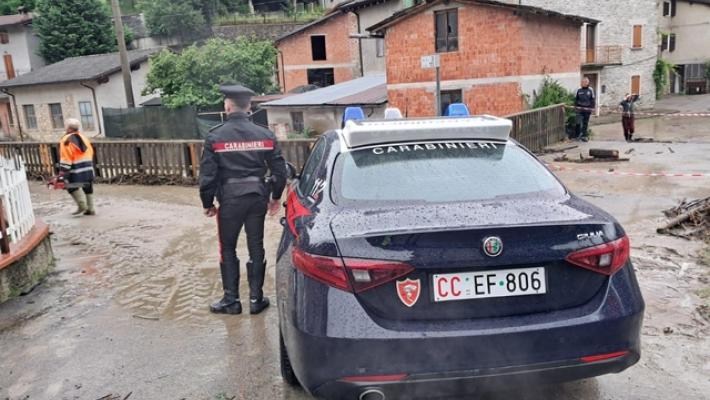 Notte di preoccupazione in Emilia, fiumi monitorati. Secchia, Enza, Panaro: case isolate per frane e allagamenti 