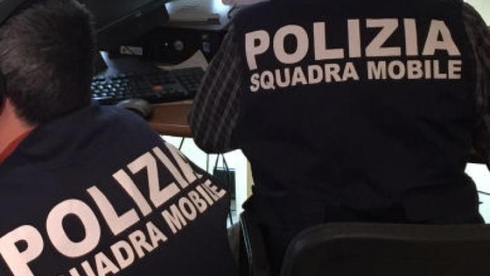 Colpito mentre cerca di sedare una rissa, convalidati arresti