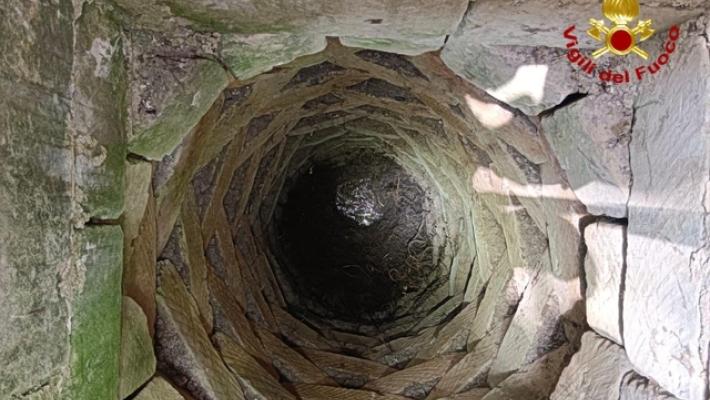 Bimbo morto nel pozzo: la madre, 'Eri una perla rara'