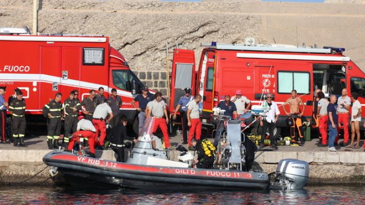 Superyacht affondato: riprese le ricerche degli ultimi due dispersi. All'appello mancano ancora Mike Lynch e la figlia Hannah