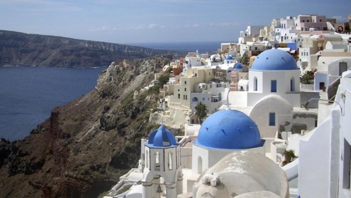 Sciame sismico alle Cicladi: dopo Santorini, stato d'emergenza sull'isola di Amorgos