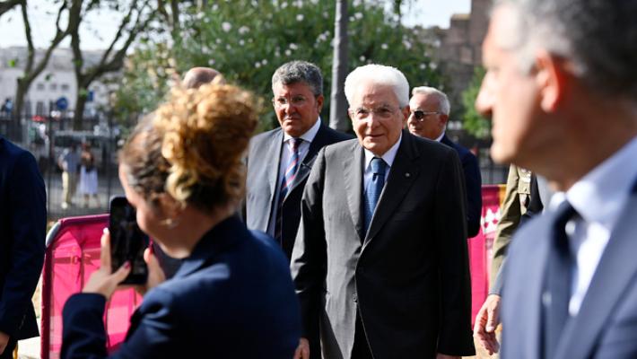 Mattarella depone una corona a Porta San Paolo per l'8 settembre