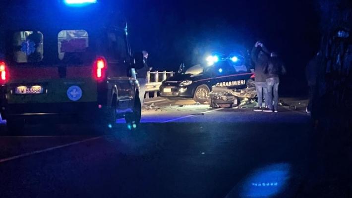 Moto tamponata da auto sull'A7, muoiono centauro e il suo cane