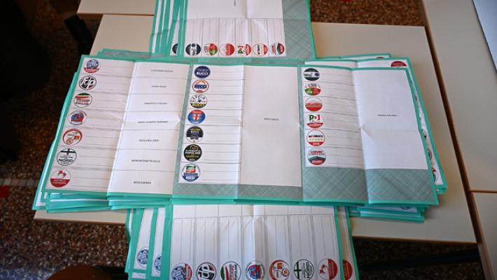 Elezioni Liguria: alle 12 ha votato il 13%, come nel 2020