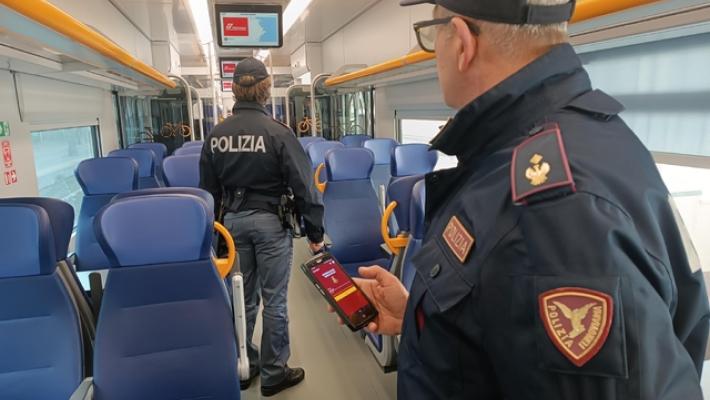 Capotreno aggredita da madre e figlia senza biglietto