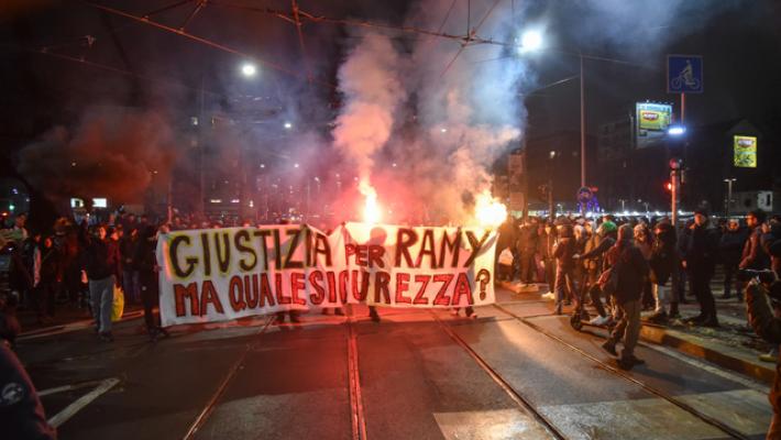 A Milano un corteo per chiedere giustizia per Ramy