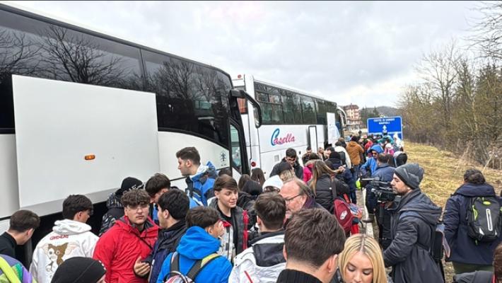 Roccaraso, svanito effetto tiktoker, solo 24 bus nel weekend