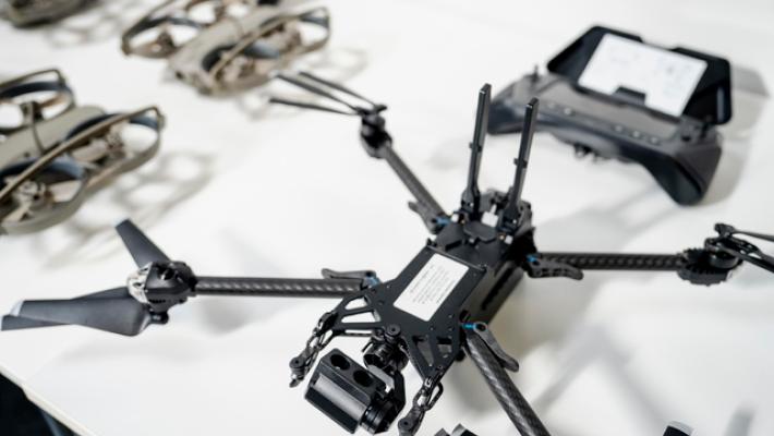 Drone russo sorvola centro high tech Ue sul Lago Maggiore: ipotesi spionaggio