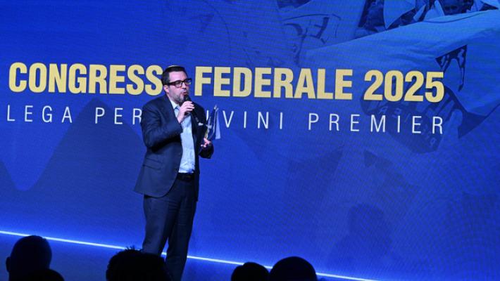 Salvini segretario della Lega fino al 2029, il congresso lo acclama