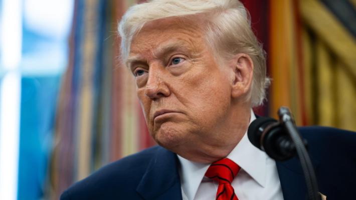 Nyt, Trump sta inviando un gruppo di migranti in Libia