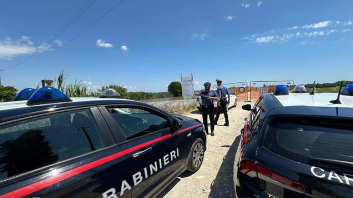 Rapina in distributore benzina vicino Roma, un morto