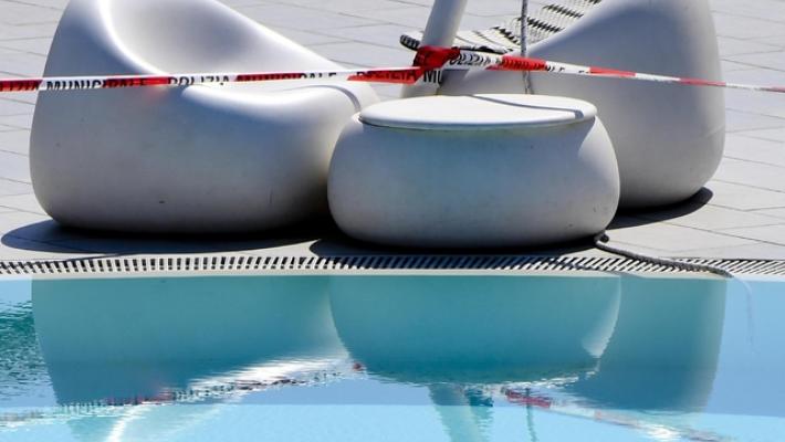 Malori dopo la piscina a Roma, bimbo rischia danni neurologici