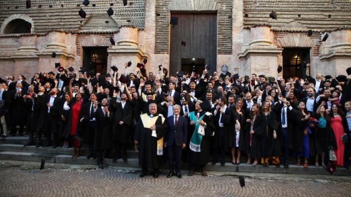 Rapporto AlmaLaurea, cresce occupazione e stipendio laureati